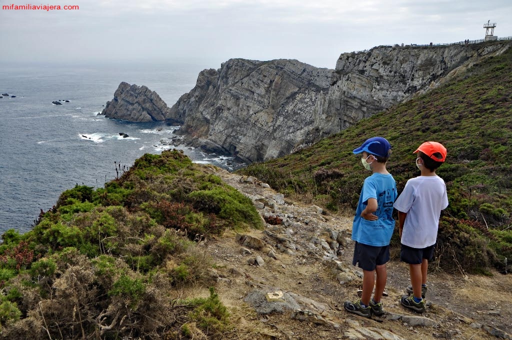Senderismo con niños en Asturias Senda costera