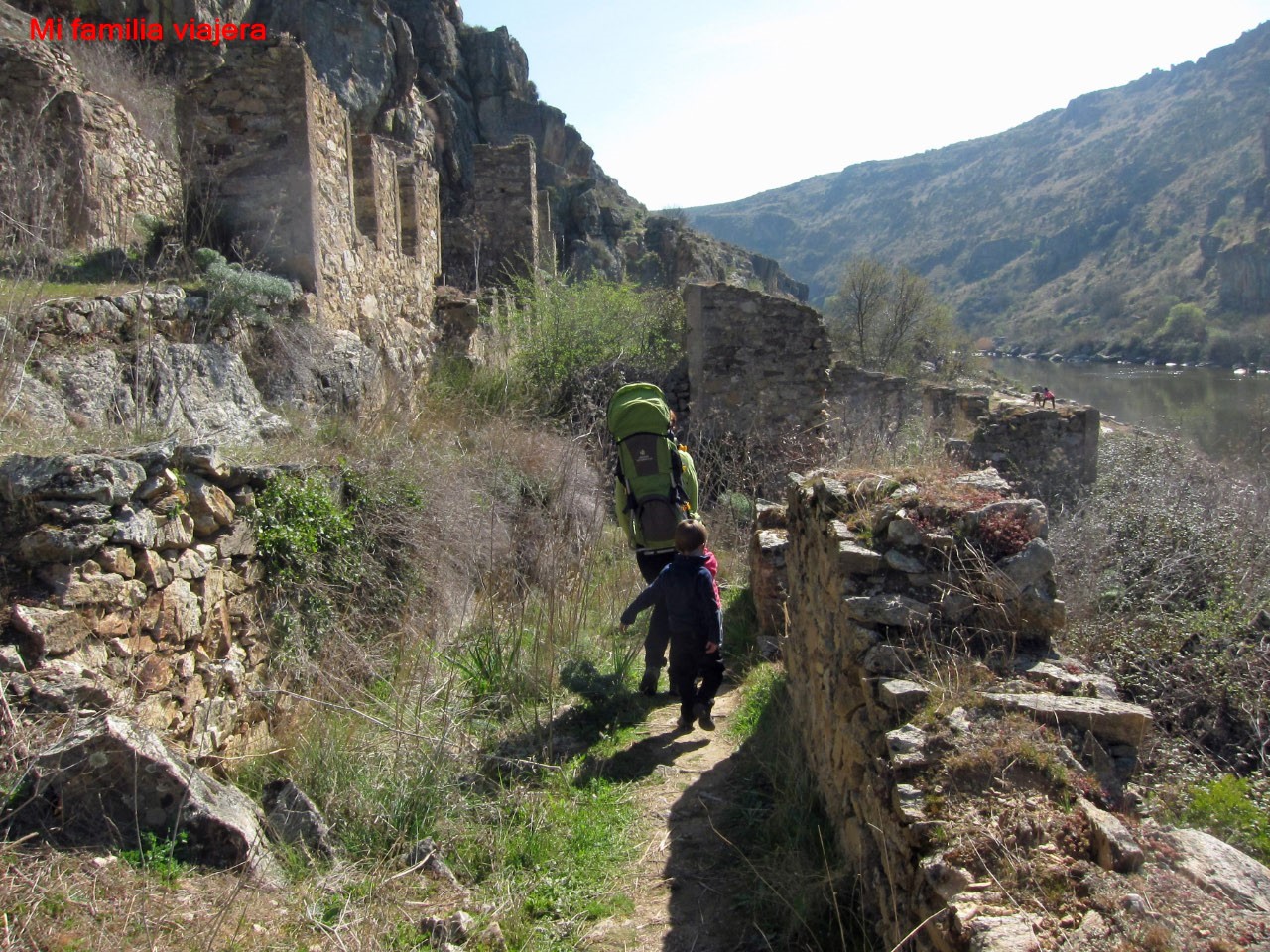Ruinas antigua mina de estaño en Almaraz de Duero