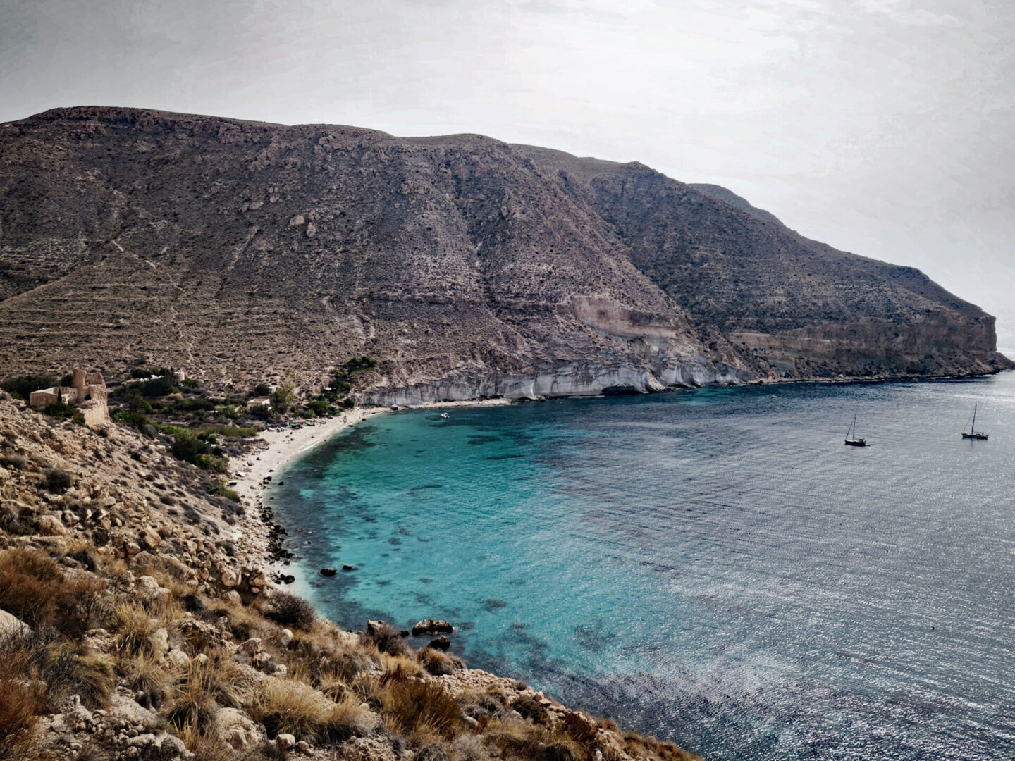 Panorámica de la Cala de San Pedro en el Cabo de Gata
