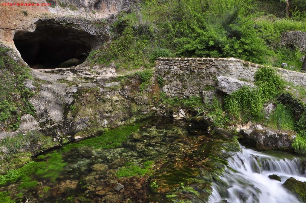 Manantial de la Cueva del Agua