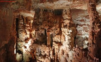 VISITA A LA CUEVA DE LOS FRANCESES EN EL GEOPARQUE DE LAS LORAS Cueva de los Franceses, Espacio Natural Protegido de Covalagua, Geoparque de Las Loras, Revilla de Pomar, Palencia