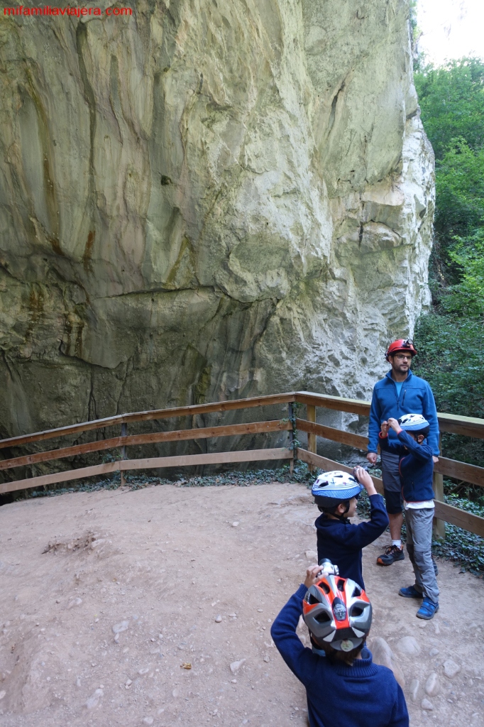 Cueva Huerta, Teverga
