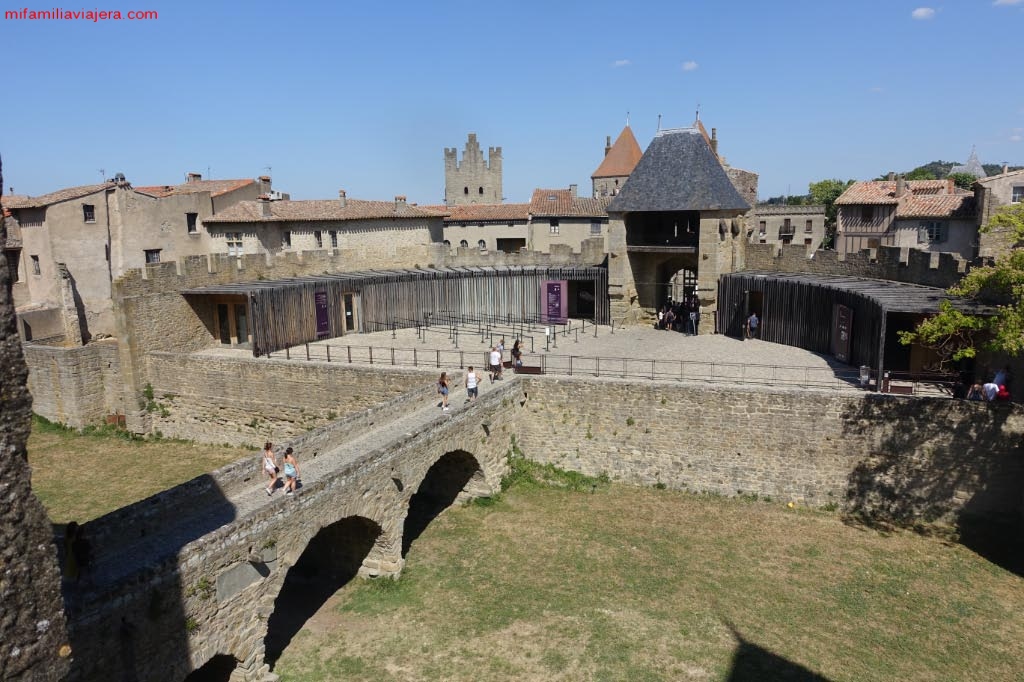 Entrada al castillo de Carcassonne