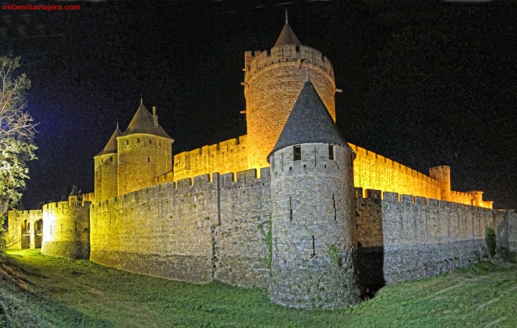 Carcassonne iluminado