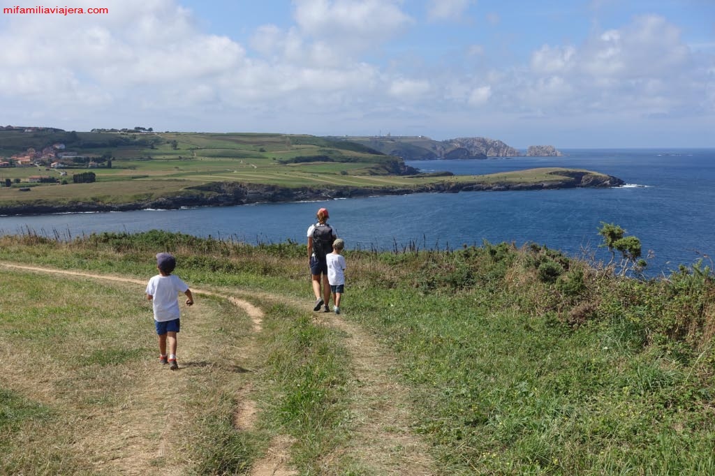 Senderismo con niños en Asturias Senda costera de Luanco-Moniello-Bañugues