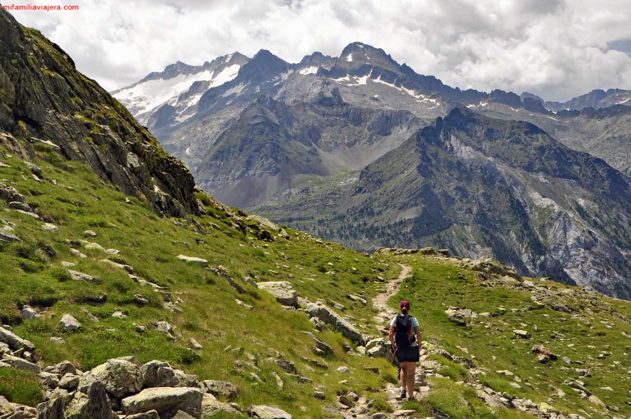 Ruta de los Ibones de Gorgutes y el Puerto de La Glera