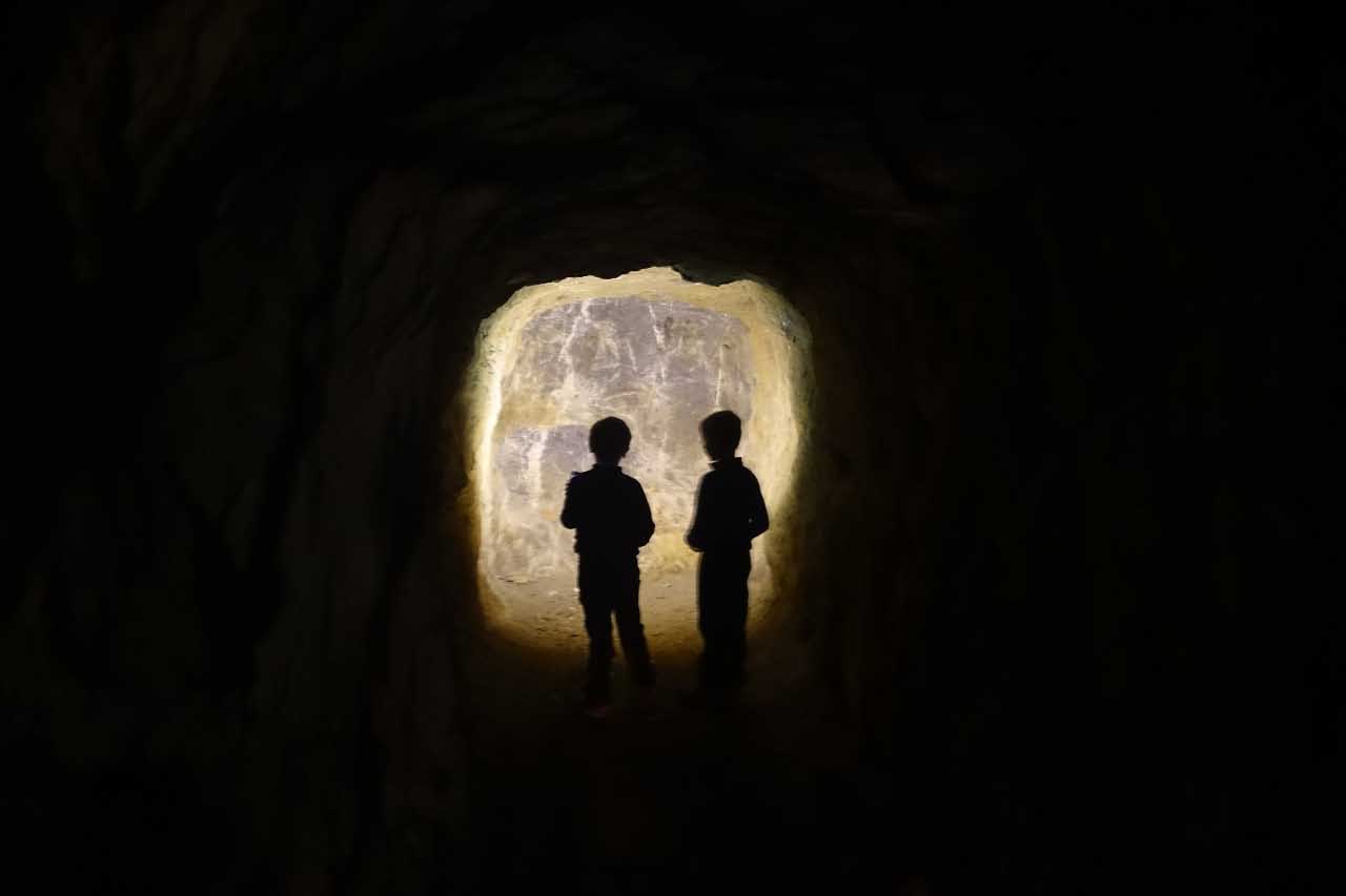 Interior de la Cueva de la Vieja del Monte