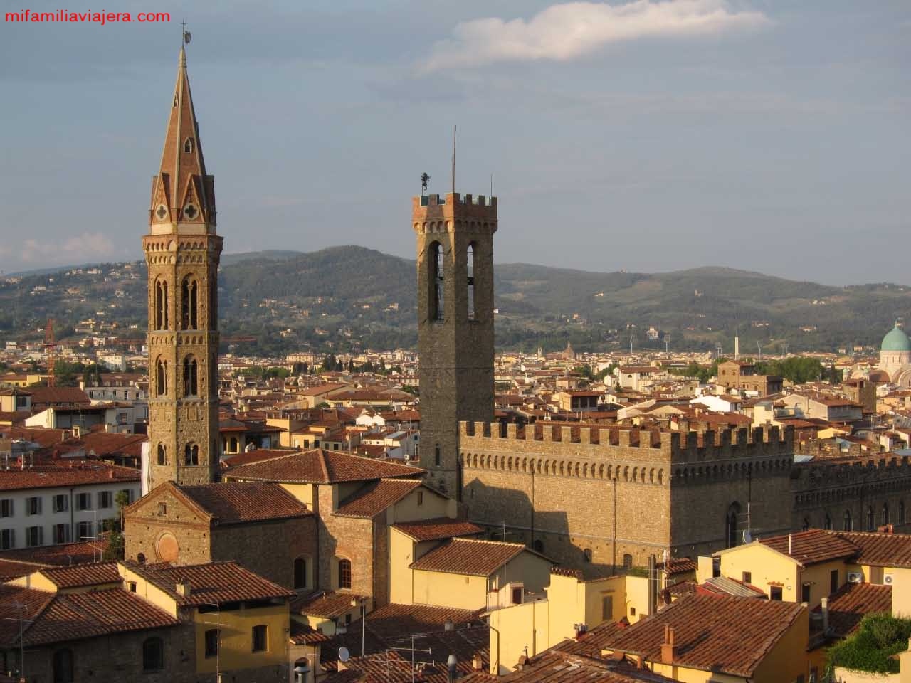 Panorámica de Badía Fioentina y Bargello, en Florencia