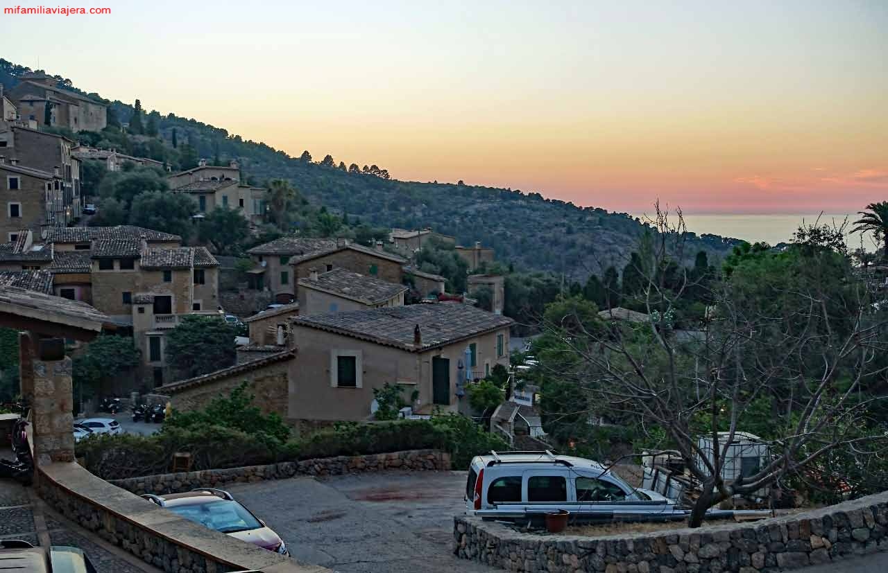 Puesta de sol en Deià, una de las más bonitas de Mallorca