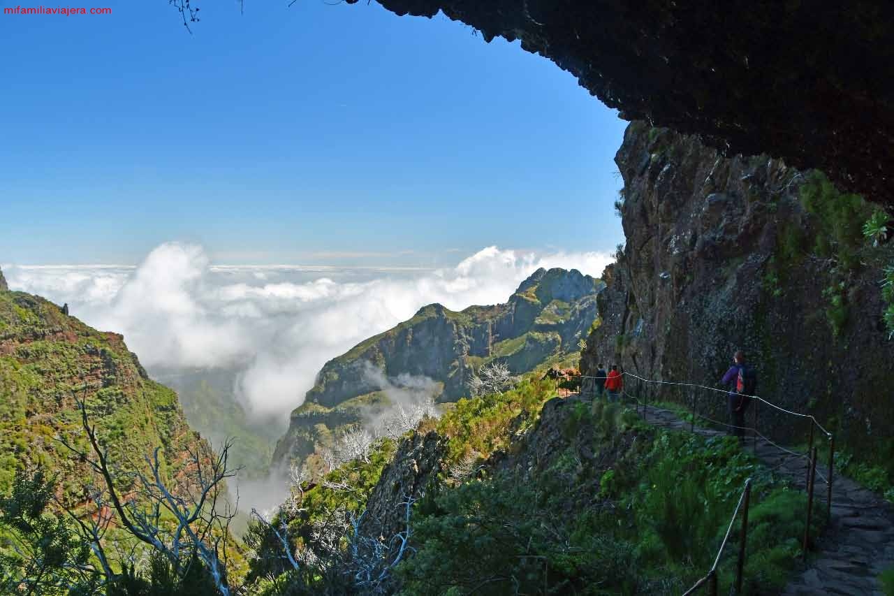 Regreso al Pico Arieiro por el mismo camino