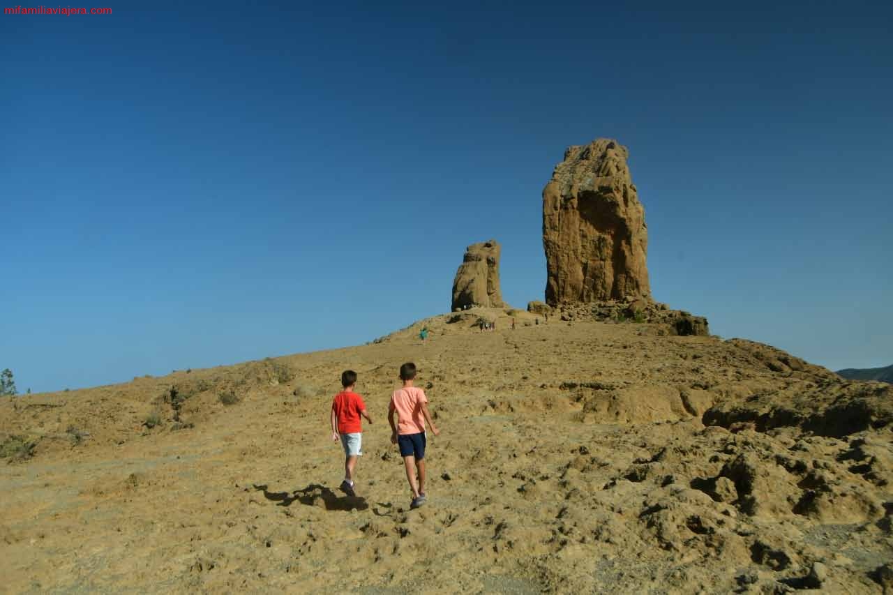 Llegada a Roque Nublo en Gran Canaria