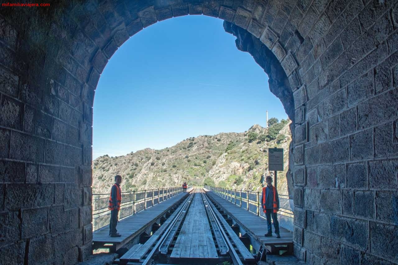 Ruta de los puentes y túneles del Camino de Hierro