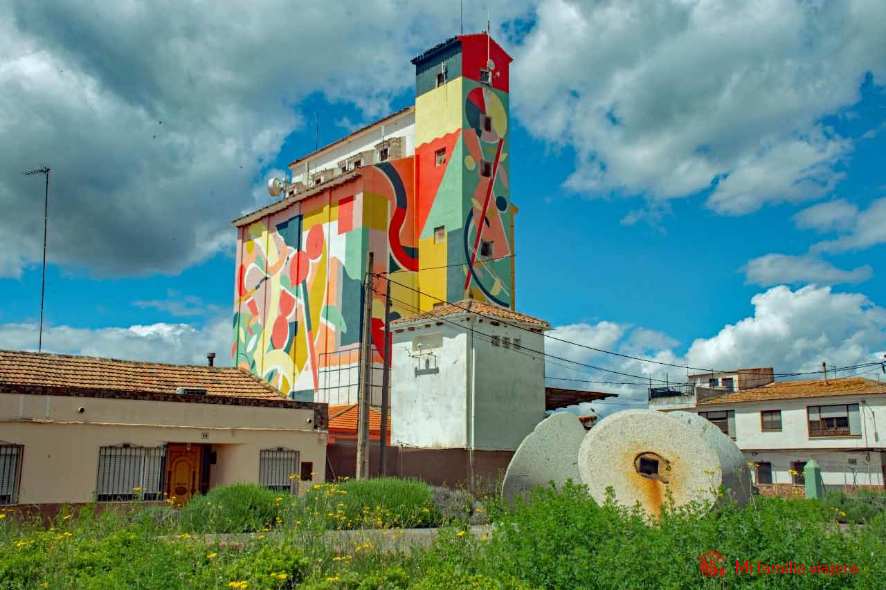 Obra Hell’o de Malagón dentro del proyecyo cultural "Gigantes"