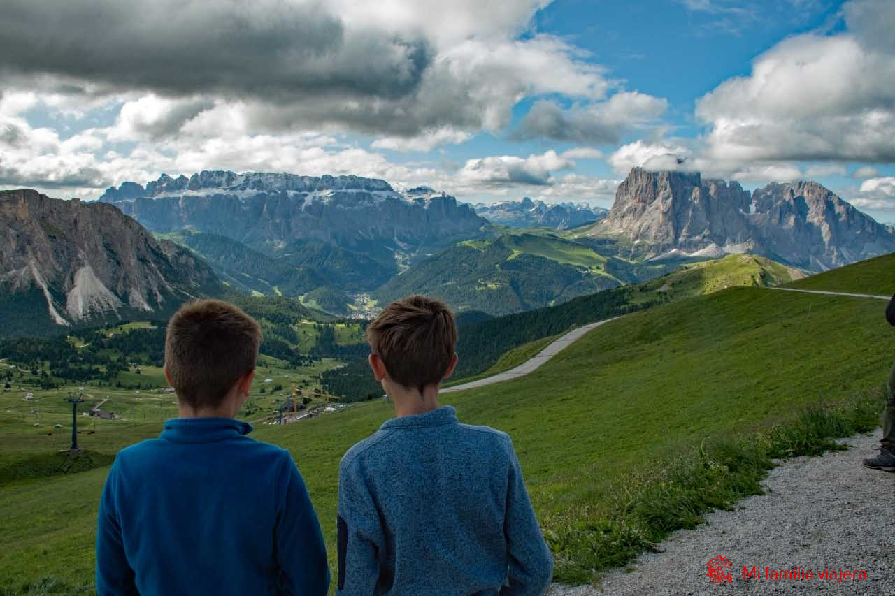 Panorámica desde la estación superior de Seceda
