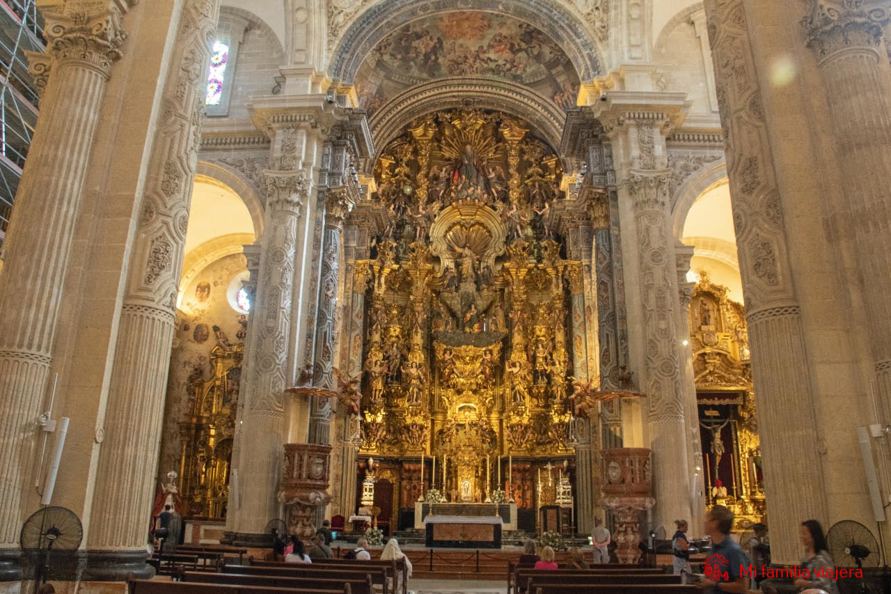 Iglesia Colegial del Divino Salvador