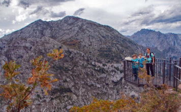 Ruta de las Agüeras por la Senda Mitológica del Monte Hozarco y el mirador Santa Catalina en Picos de Europa Mirador Santa Catalina en Picos de Europa
