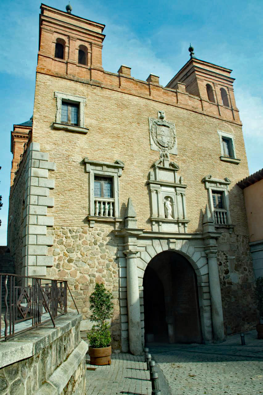 Recinto amurallado de Toledo con la Puerta del Cambrón