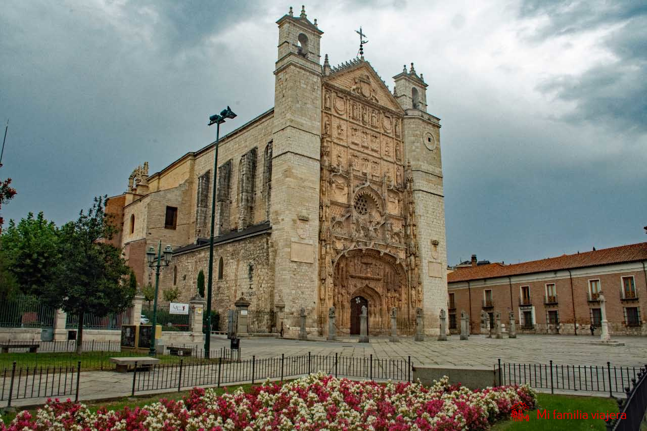 Fachada de la Iglesia de San Pablo
