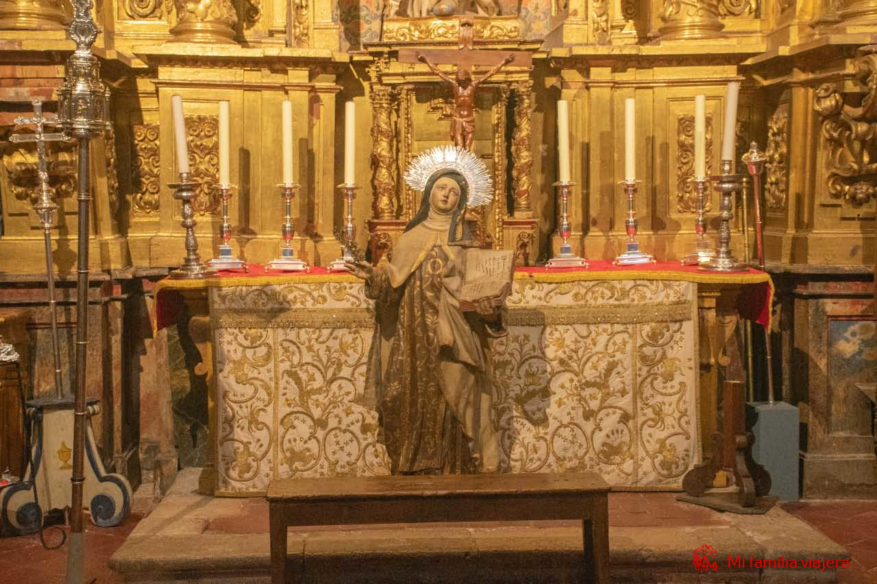 Imagen de Teresa de Jesús en la Catedral de Valladolid