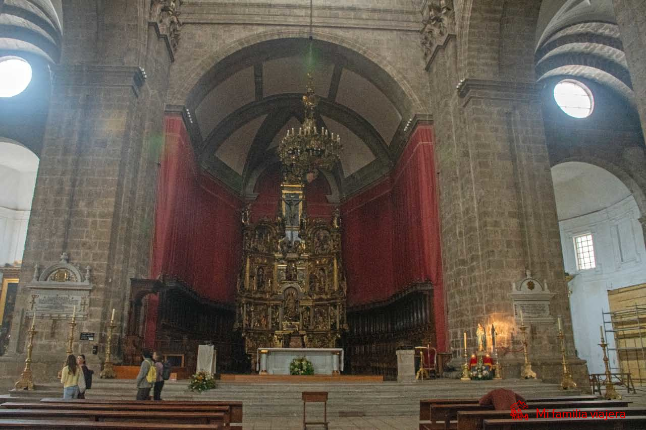 Interior de la Catedral de Nuestra Señora de la Asunción
